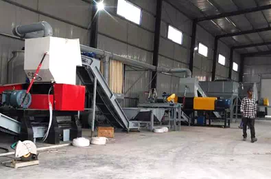 Qatar customer tire recycling equipment work site